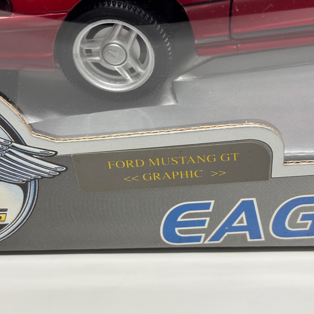 Ford Mustang GT Convertible Red 1:18 Eagle's Race Diecast Toys R Us NIB - Picture 5 of 10